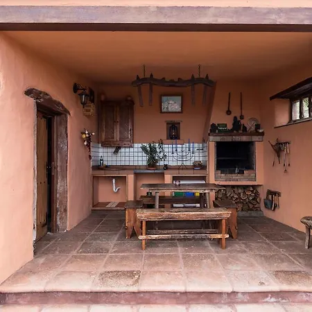 Casa De Mi Abuela Maria * Frontera